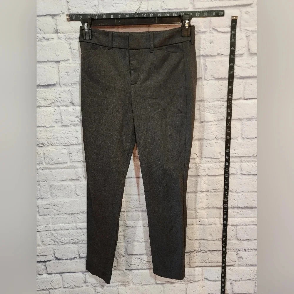 Old Navy High Rise Pixie Skinny - see last pic